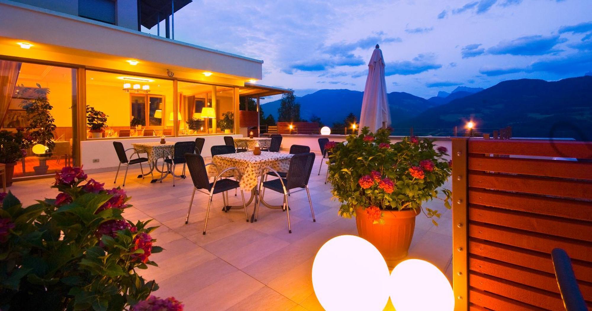 Feldthurnerhof Vinum-Natur-Relax Velturno Exterior foto