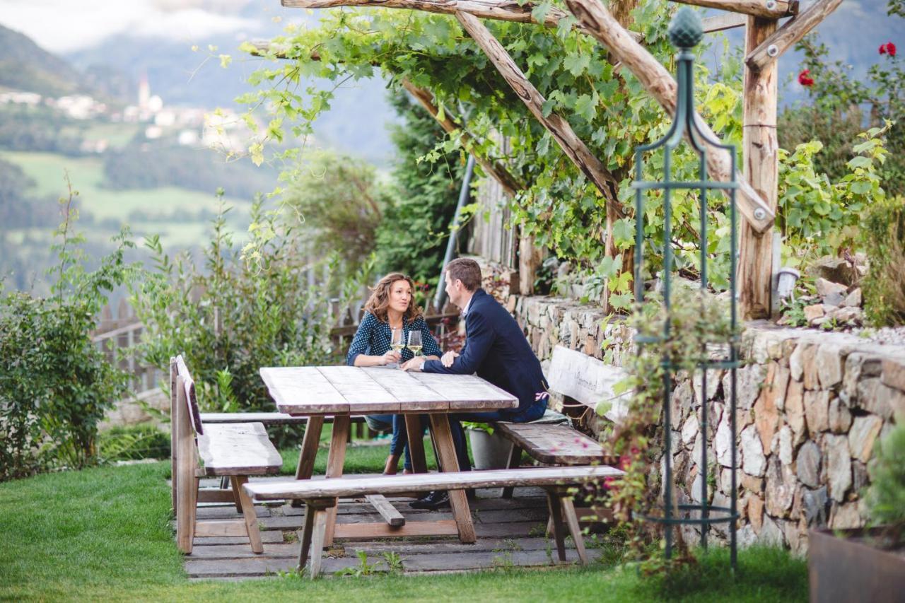 Feldthurnerhof Vinum-Natur-Relax Velturno Exterior foto