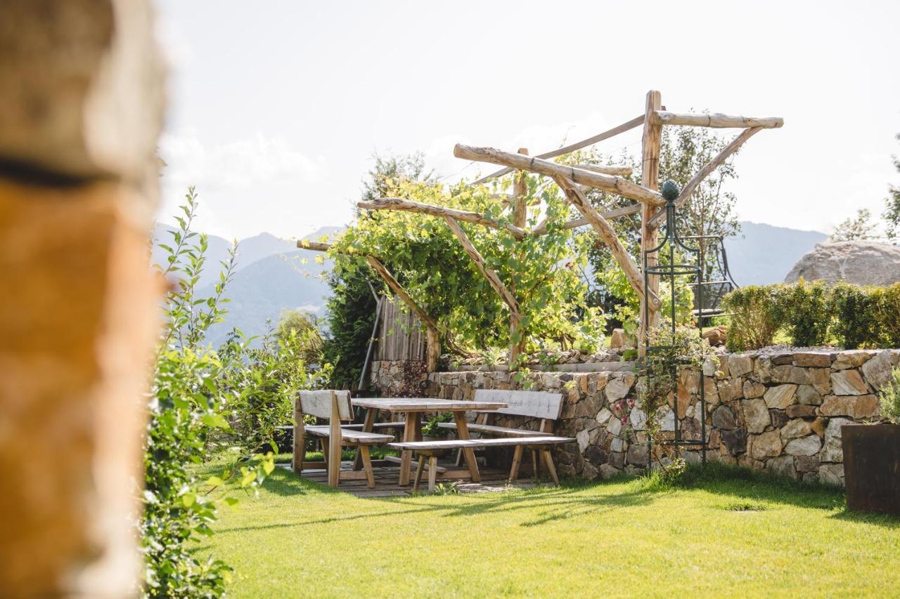 Feldthurnerhof Vinum-Natur-Relax Velturno Exterior foto